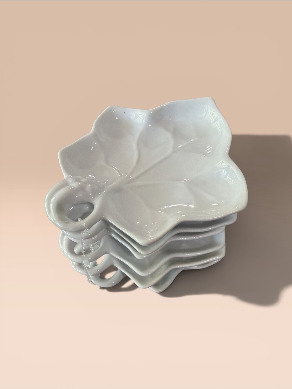 Lillian Vernon set of 6 White Leaf-Shaped Porcelain dishes